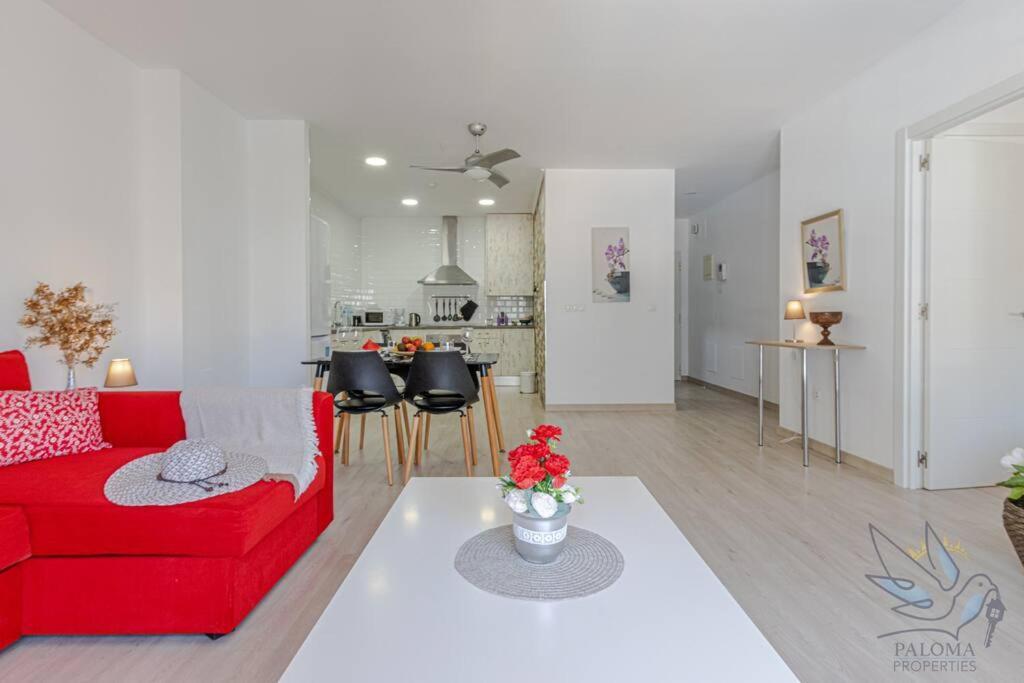 Benalroma Spacious Apartment 50 Mt From The Beach بينالماذينا المظهر الخارجي الصورة