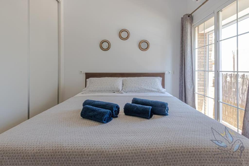 Benalroma Spacious Apartment 50 Mt From The Beach بينالماذينا المظهر الخارجي الصورة